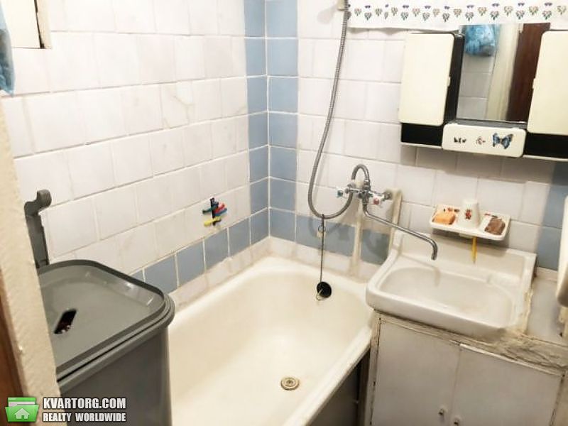 Sell 2-room apartment. Киев,  Серова — photo 7