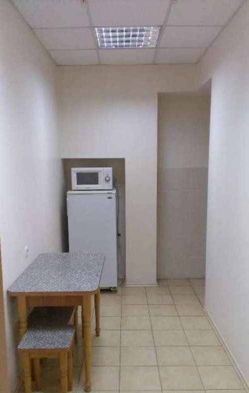 Rent out office. Киев, Почайнинская — photo 6