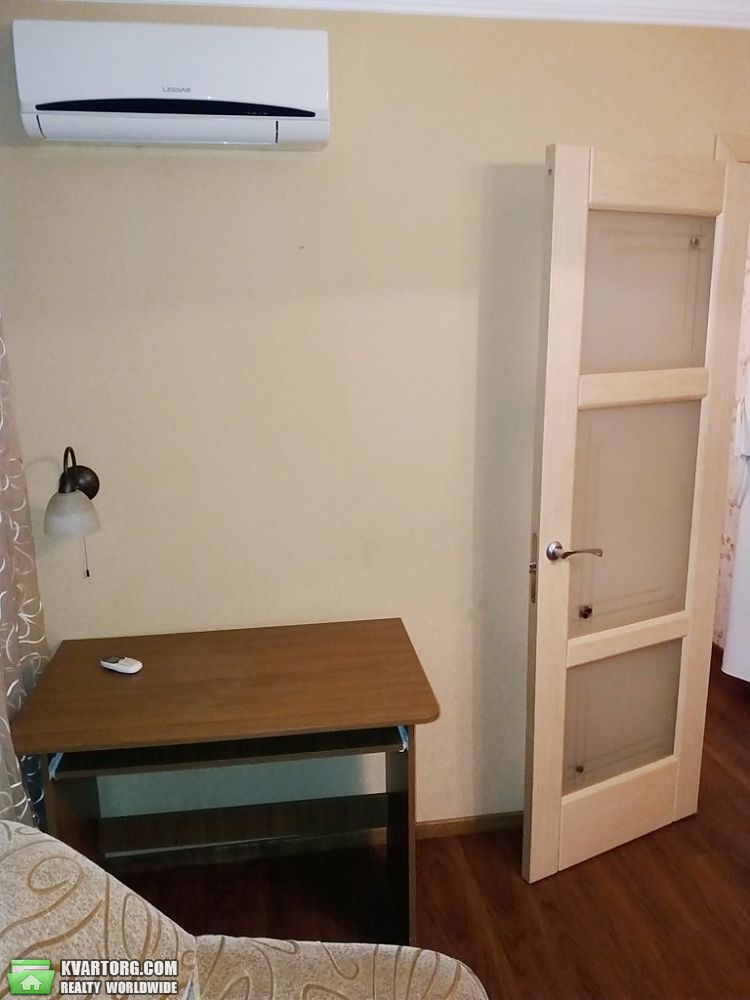 Rent out 1-room apartment. Киев, искровская — photo 8
