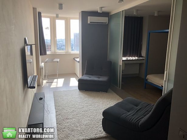 Rent out 2-room apartment. Киев, Златоустовская — photo 3