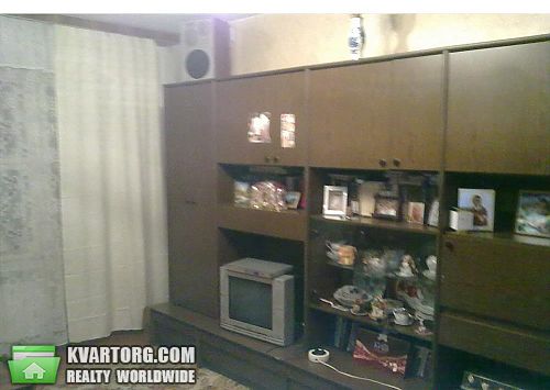 Sell 3-room apartment. Киев,  Бажана — photo 1