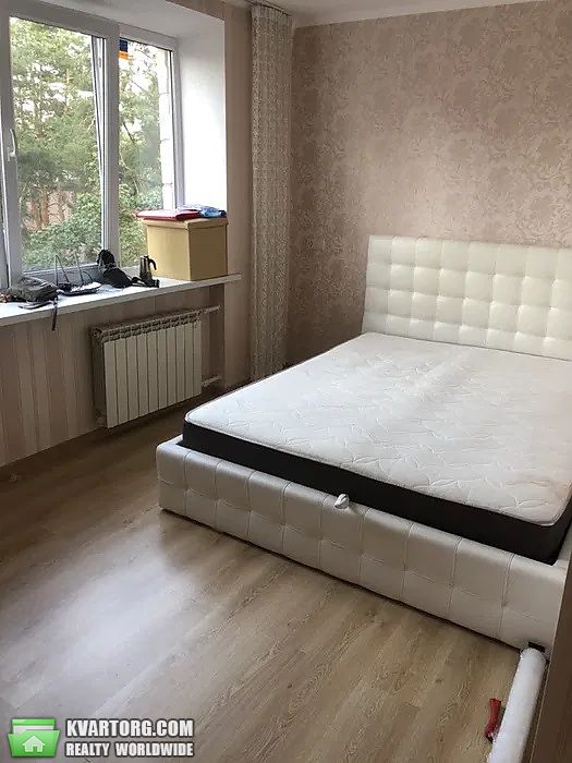 Sell 3-room apartment. Киев,  Тростянецкая — photo 1