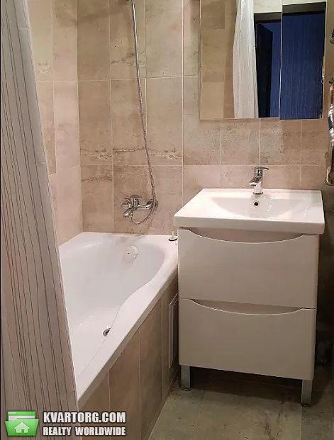 Rent out 2-room apartment. Киев, ул. Маршала Малиновского — photo 6