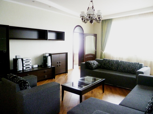 Rent out 4-room apartment. Киев,  Старонаводницкая — photo 9