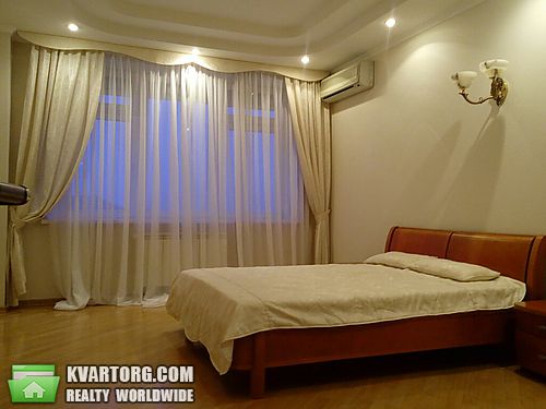 Sell 4-room apartment. Киев,  Лескова — photo 2