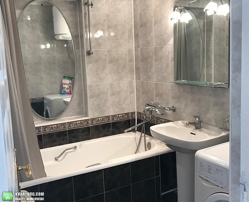 Rent out 4-room apartment. Киев,  Анищенко — photo 9