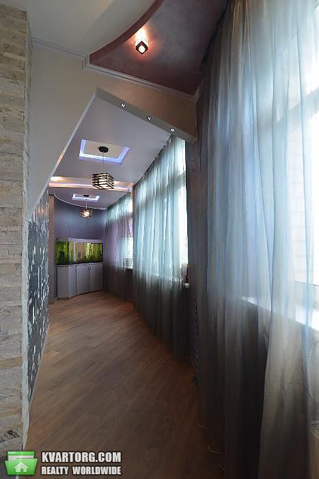 Rent out 2-room apartment. Киев,  Антоновича — photo 2
