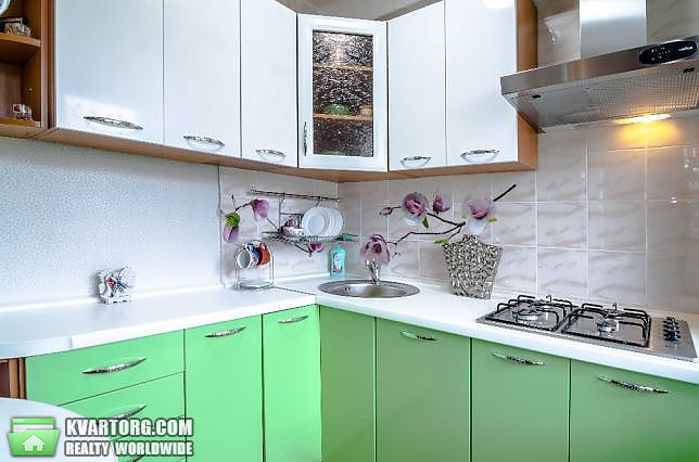 Rent out 3-room apartment. Киев,  Жмеринская — photo 7