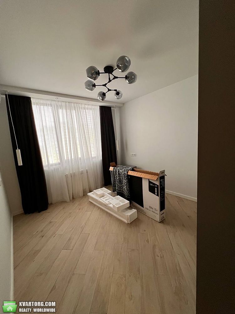 Sell 1-room apartment. Киевская обл., Пономарьова — photo 2