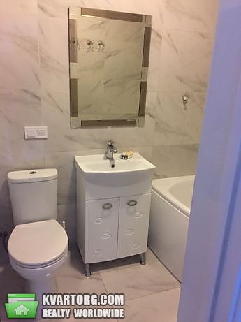 Rent out 1-room apartment. Киев,  Черновола — photo 4
