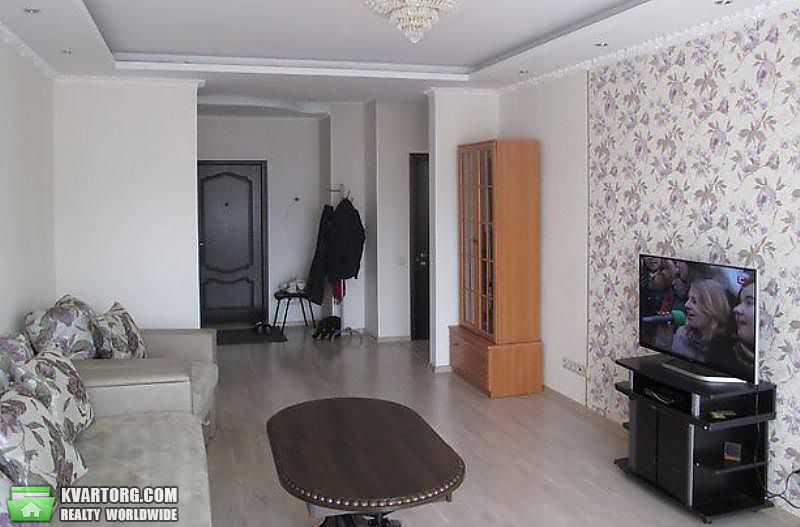 Rent out 2-room apartment. Киев,  Голосеевская — photo 2