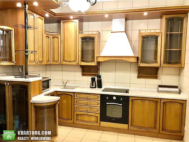 Sell 3-room apartment. Киев,  Дмитриевская — photo 1