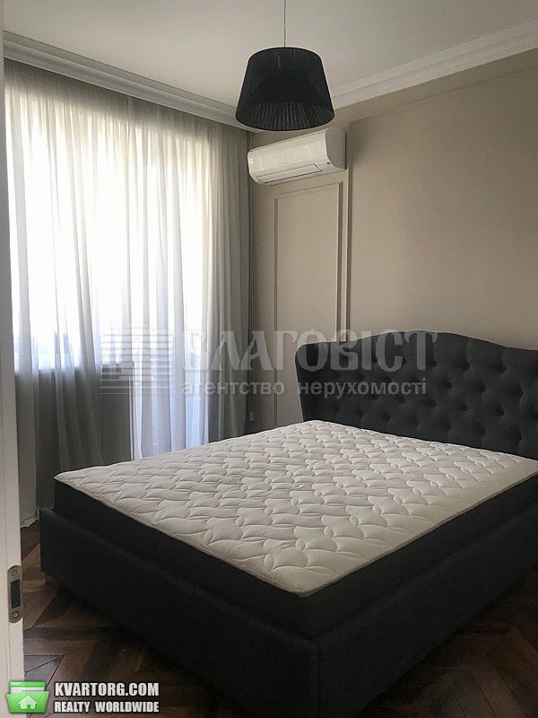 Rent out 2-room apartment. Киев,  Институтская — photo 2