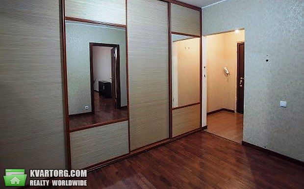 Sell 3-room apartment. Киев,  Эрнста — photo 2