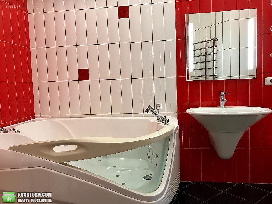 Rent out 2-room apartment. Киев,  Щорса — photo 6