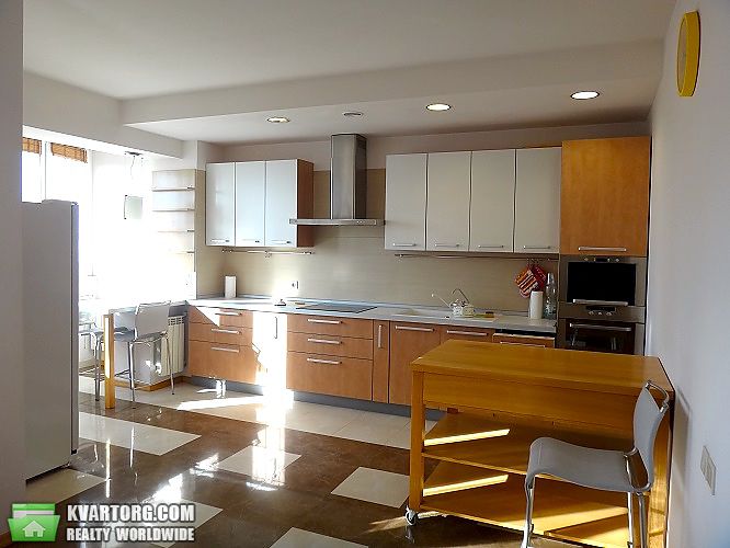 Rent out 3-room apartment. Киев,  Науки пр — photo 4