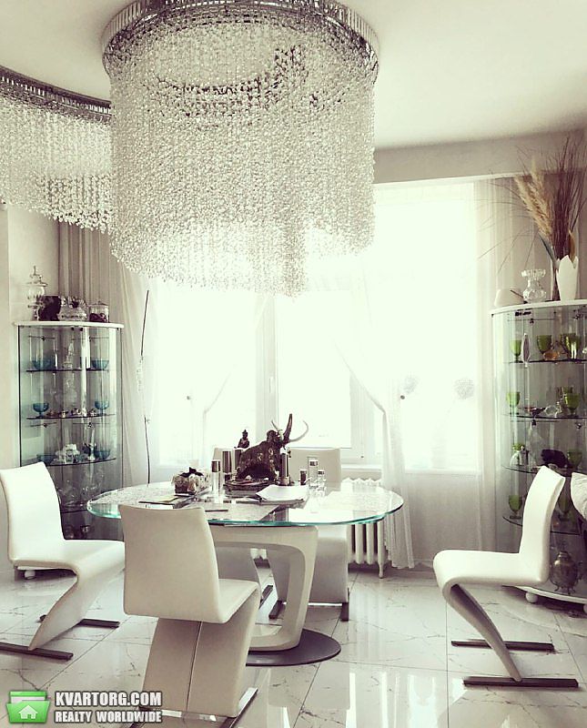 Rent out 4-room apartment. Киев, Драгомирова ул. — photo 2