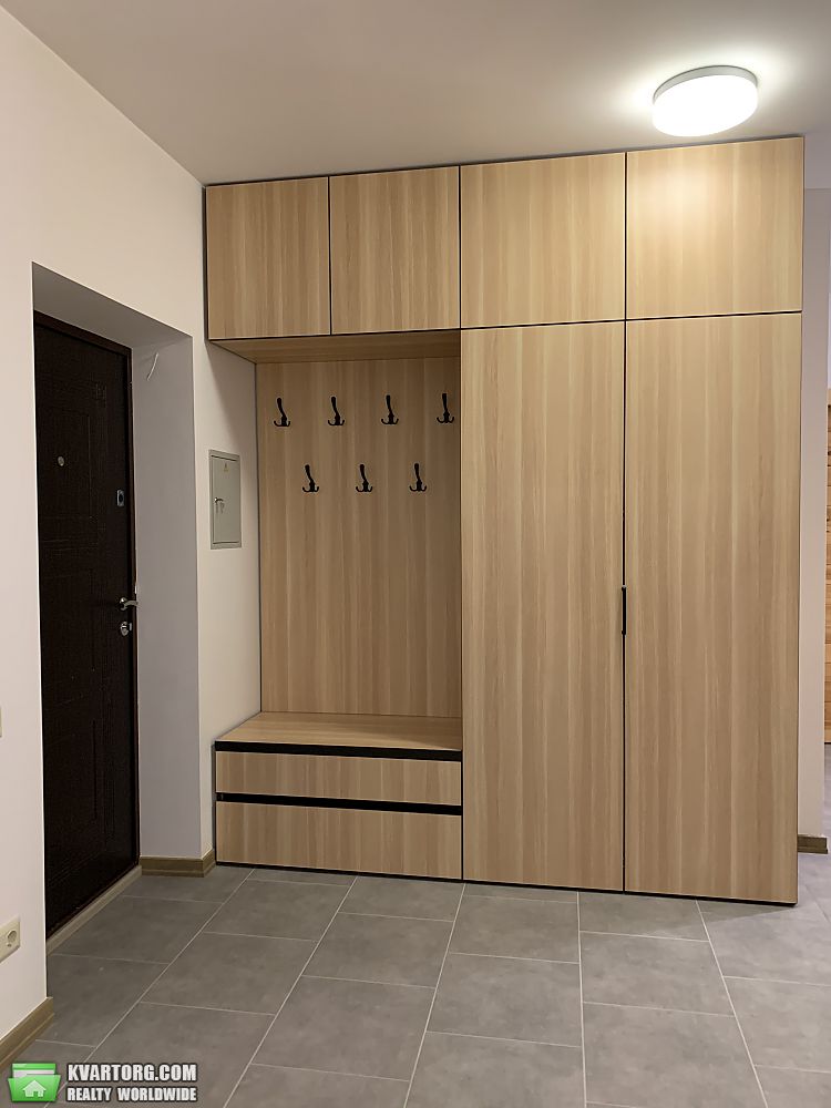 Rent out 3-room apartment. Киевская обл., Першотравнева — photo 5