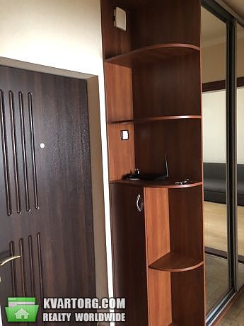 Rent out 2-room apartment. Киев,  Мишуги — photo 8