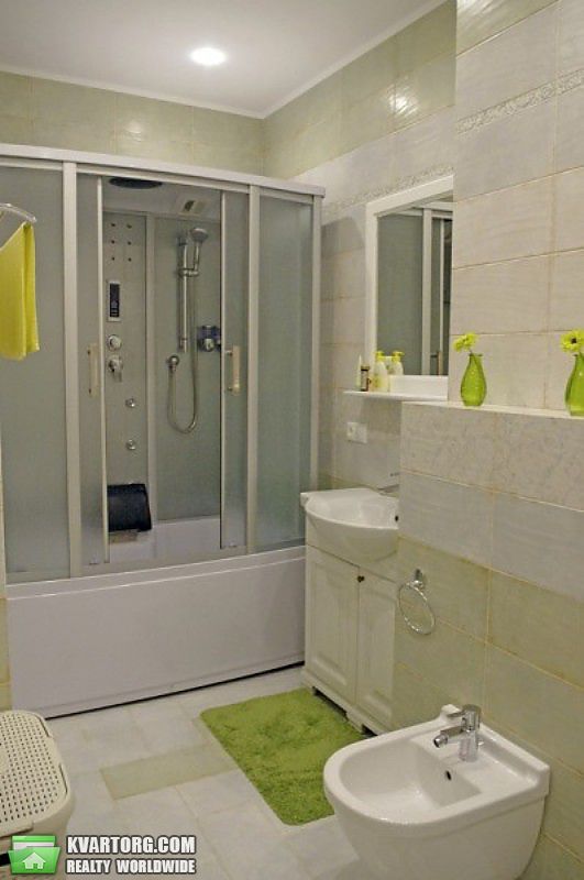 Rent out 2-room apartment. Киев,  Леси Украинки бул — photo 8
