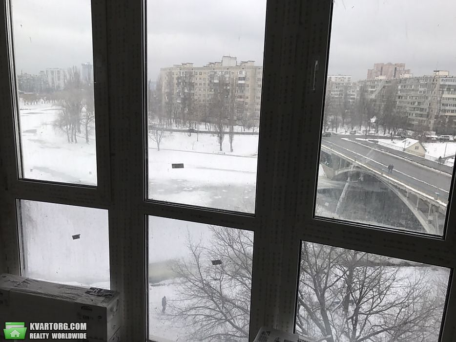 Sell 3-room apartment. Киев, Соборности пр — photo 3