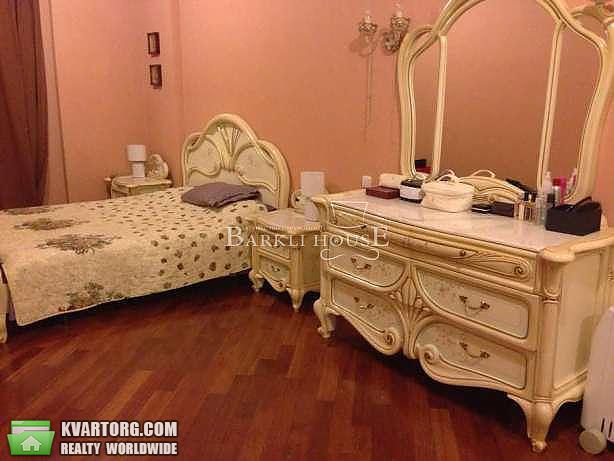 Rent out 2-room apartment. Киев,  Крещатик — photo 7