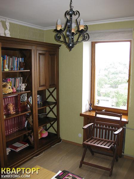 Sell 5-room apartment. Днепропетровск, Володарского — photo 4