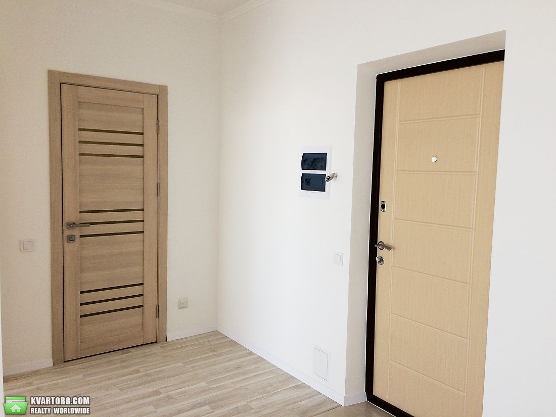 Sell 1-room apartment. Киев,  Соломенская — photo 9