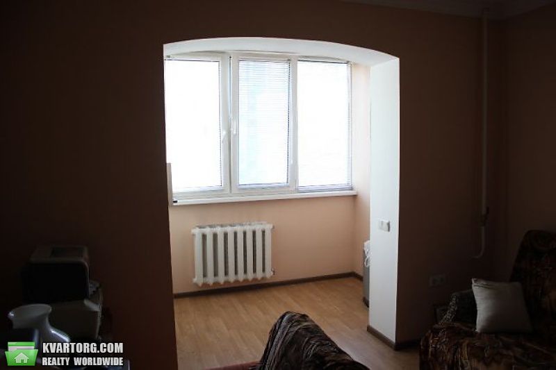 Sell 2-room apartment. Киев,  Радужная — photo 3