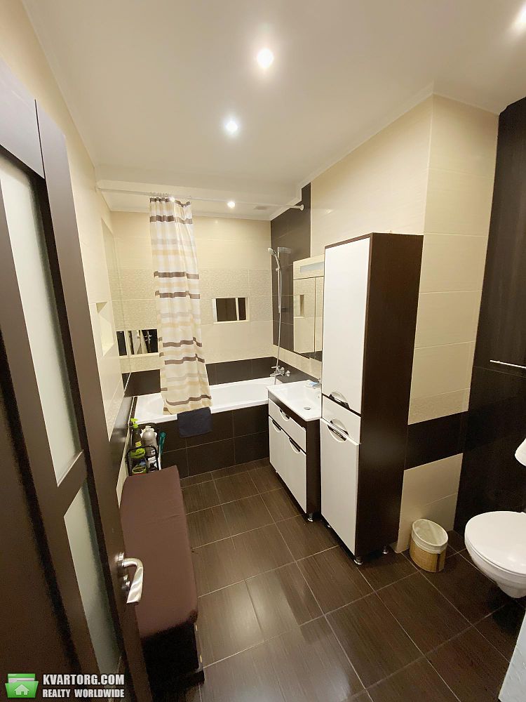 Sell 3-room apartment. Киев, Регенераторная — photo 10