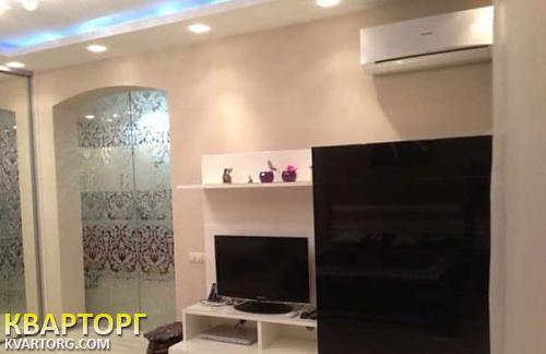 Rent out 1-room apartment. Киев,  Вышгородская — photo 2