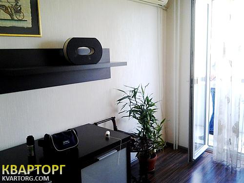 Sell 2-room apartment. Киев, Запорожца — photo 1