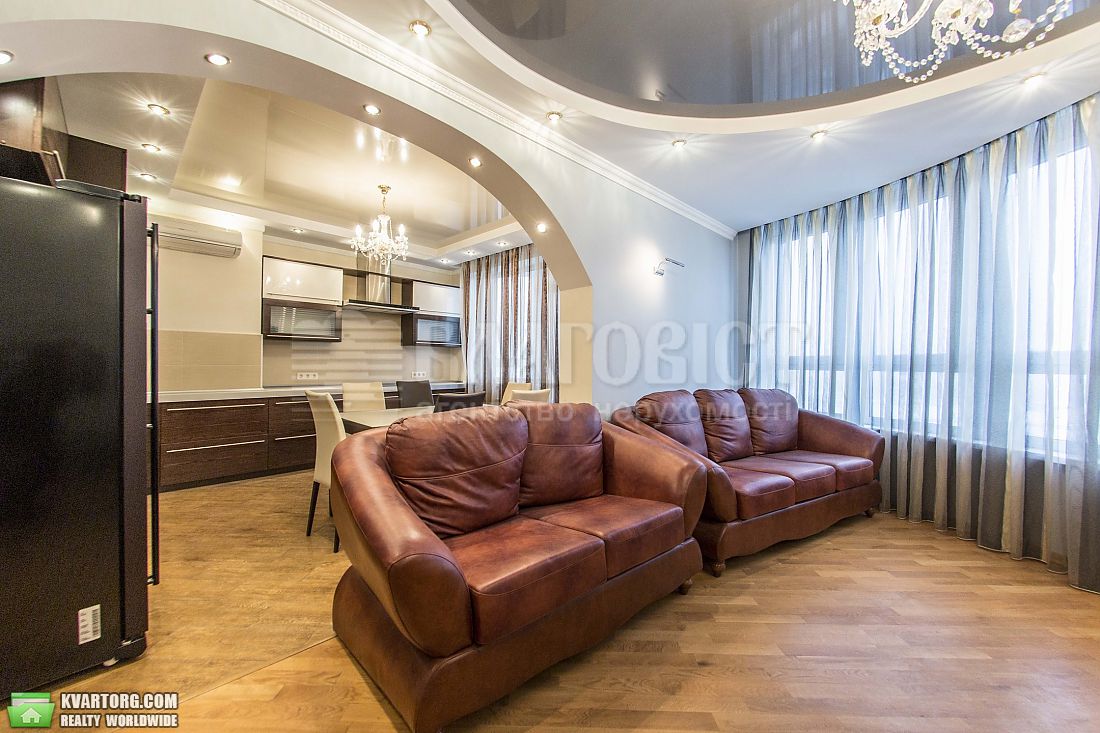 Rent out 2-room apartment. Киев,  Днепровская наб — photo 8