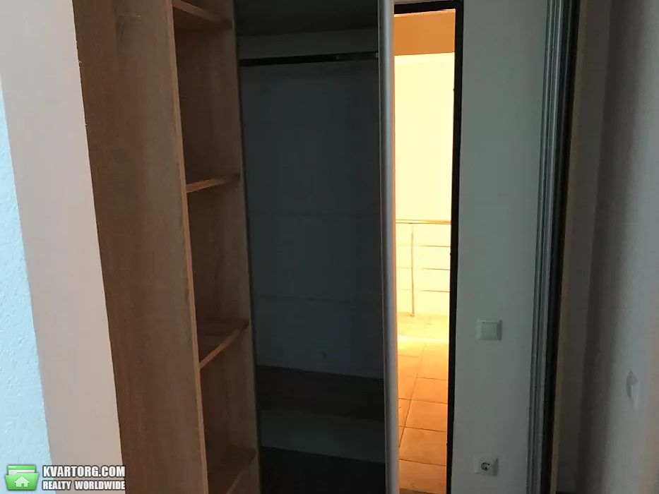 Rent out 1-room apartment. Киев, Садовая — photo 3