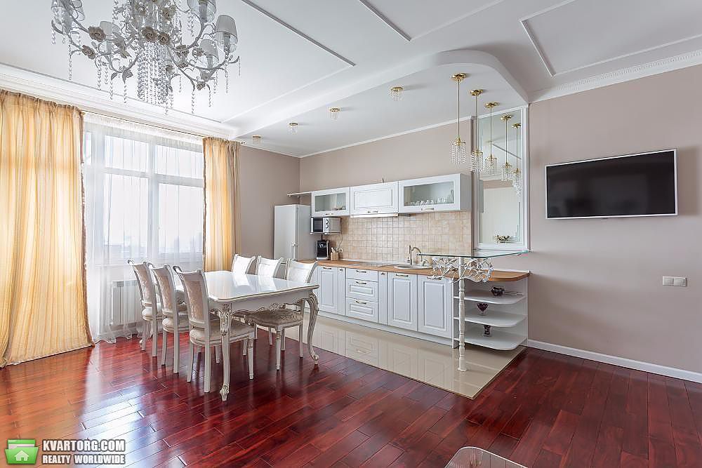 Rent out 3-room apartment. Киев,  Щорса — photo 3