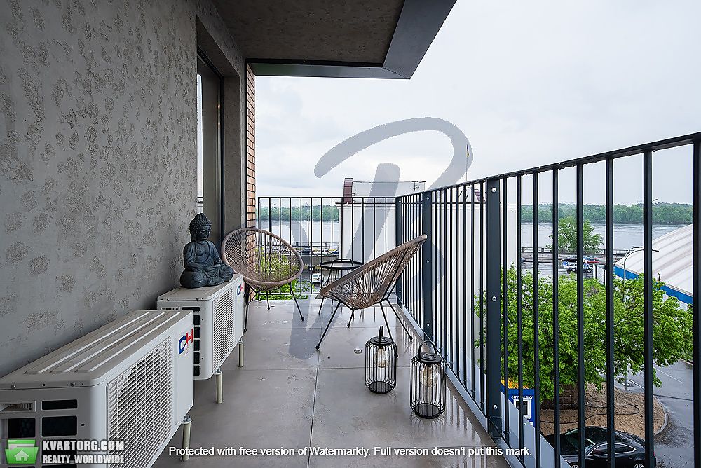 Rent out 2-room apartment. Киев, Набережно Рибальский — photo 2