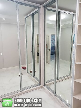 Rent out 3-room apartment. Киев, Олени Пчилки — photo 10