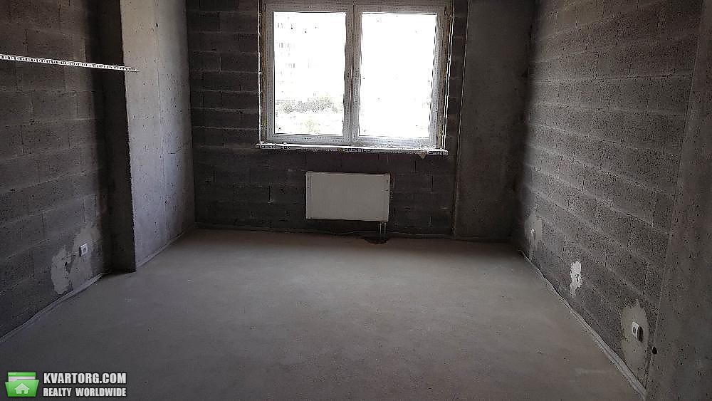 Sell 2-room apartment. Киев, Крушельницкой ул. — photo 3