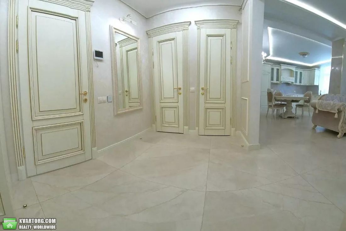Rent out 3-room apartment. Киев,  Просвещения — photo 6