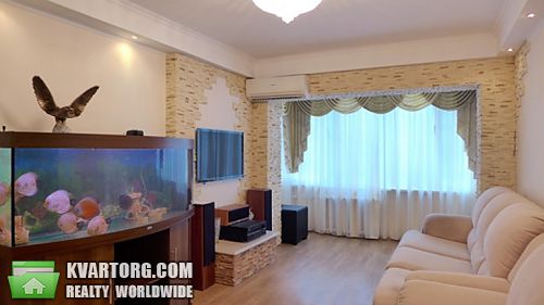 Sell 3-room apartment. Киев, Булаховского — photo 1