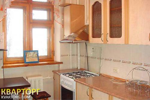 Rent out 2-room apartment. Киев,  Артема — photo 1