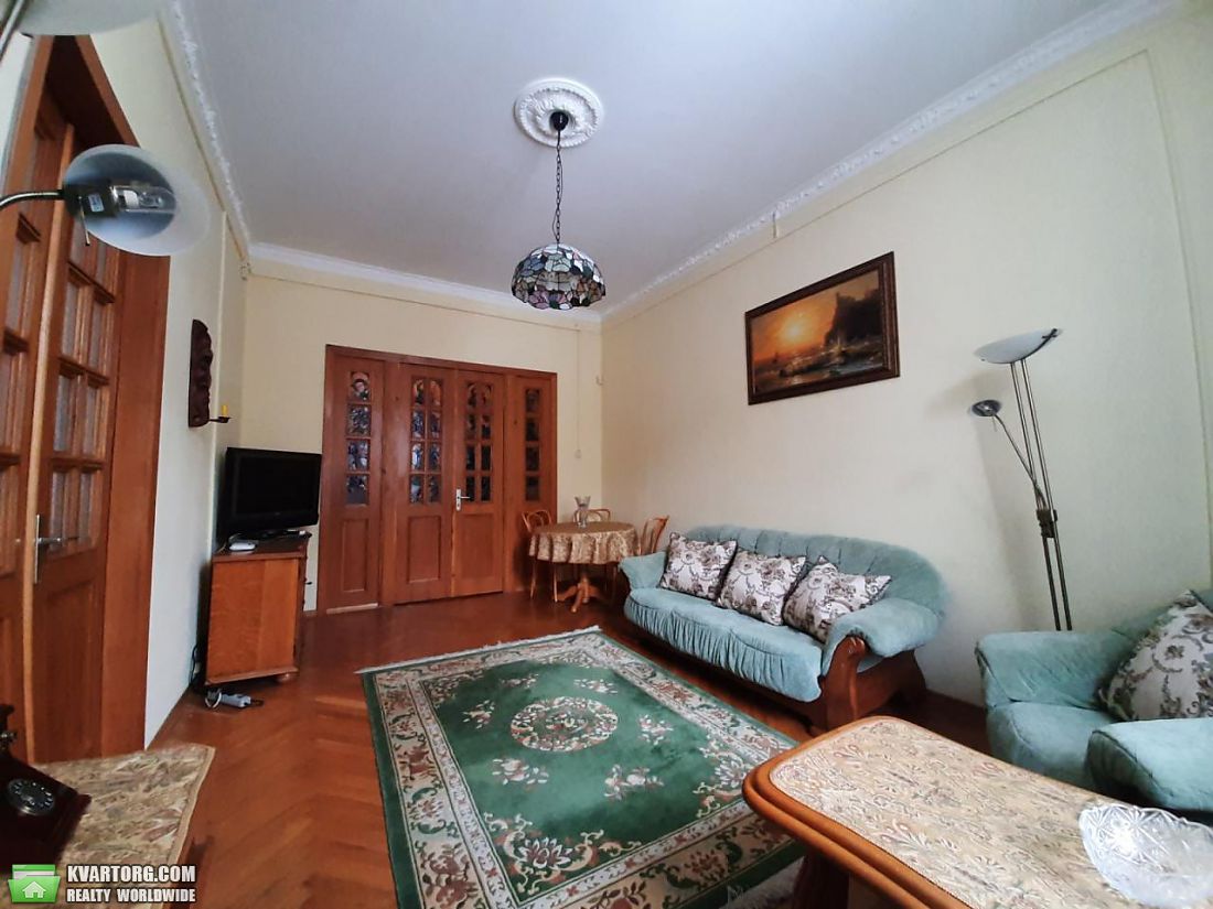 Rent out 3-room apartment. Киев,  Крутой спуск — photo 3