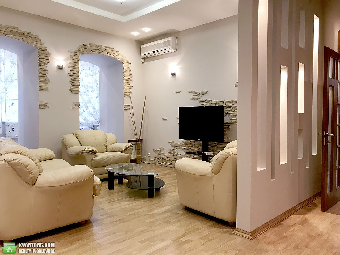 Rent out 3-room apartment. Киев, Горького — photo 3
