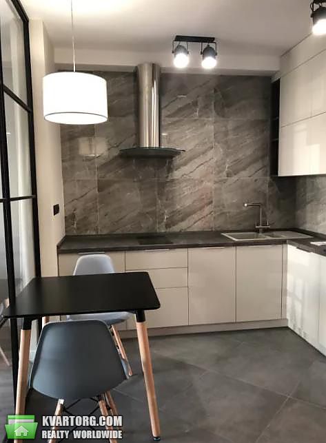Rent out 2-room apartment. Киев, ул. Предславинская, — photo 4
