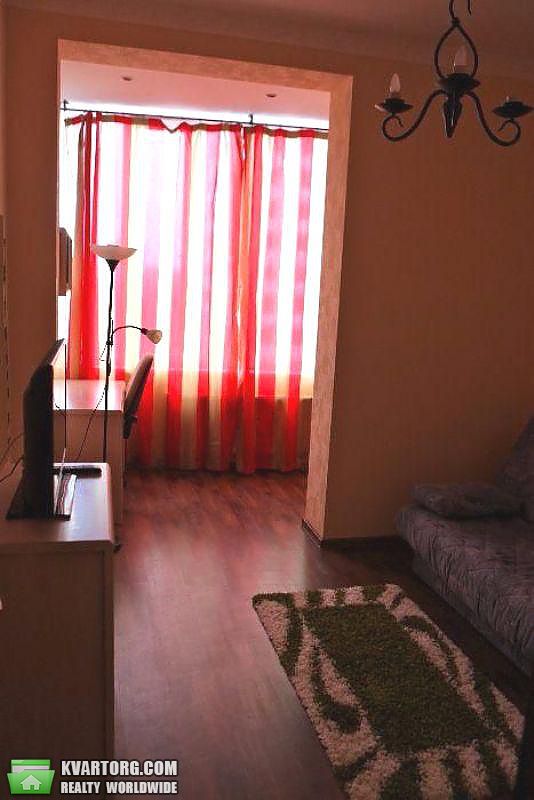 Rent out 3-room apartment. Киев,  Руданского — photo 4