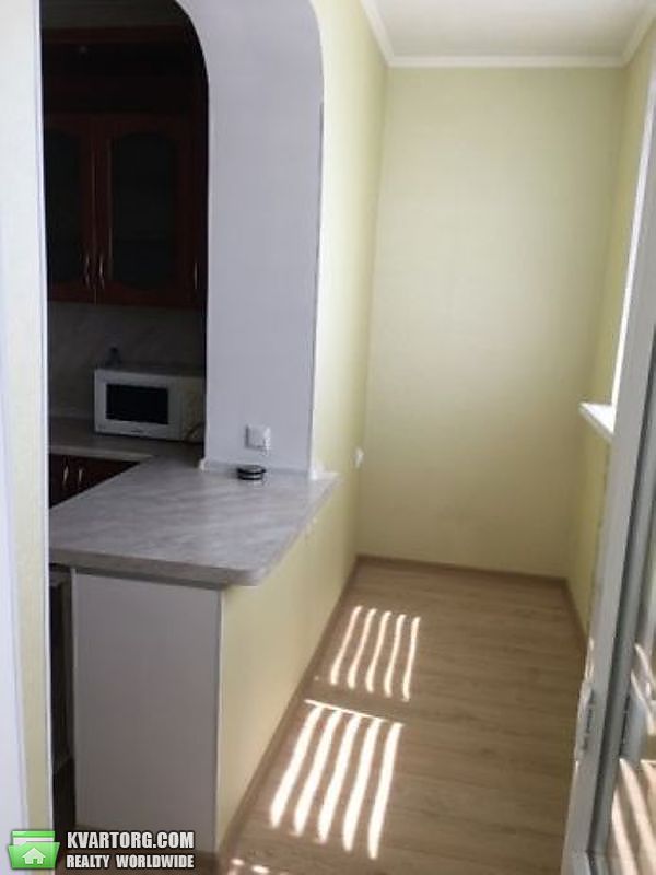 Sell 2-room apartment. Киев,  Крушельницкой — photo 3