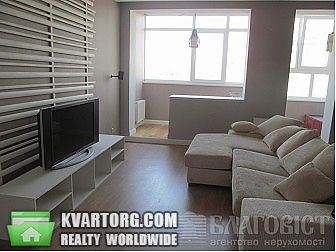 Sell 2-room apartment. Киев, Щорса — photo 1