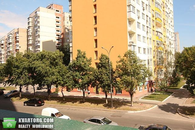 Sell 2-room apartment. Киев, Новомостицкая — photo 1