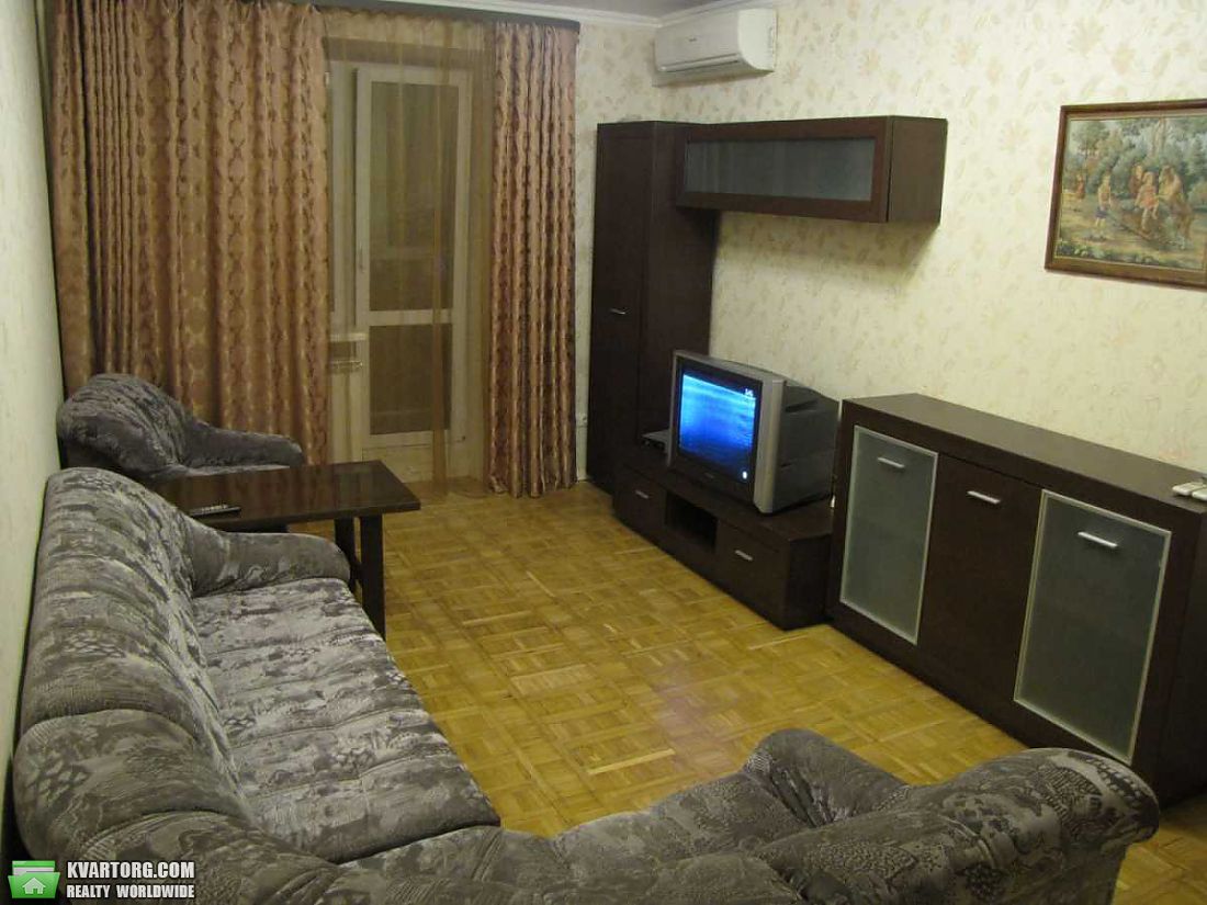 Rent out 2-room apartment. Киев,  Федорова — photo 4