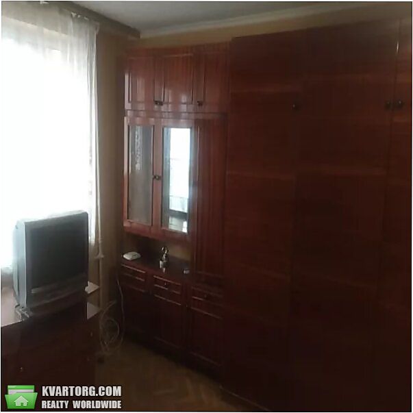 Rent out 1-room apartment. Киев, Зодчих ул. — photo 6